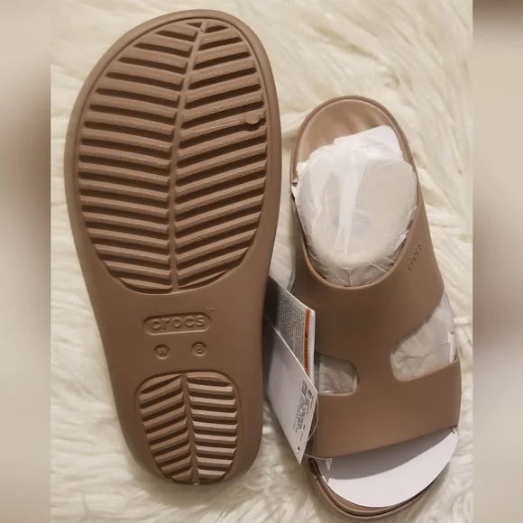 Crocs Tan Slide on Sandals - Picture 3 of 6